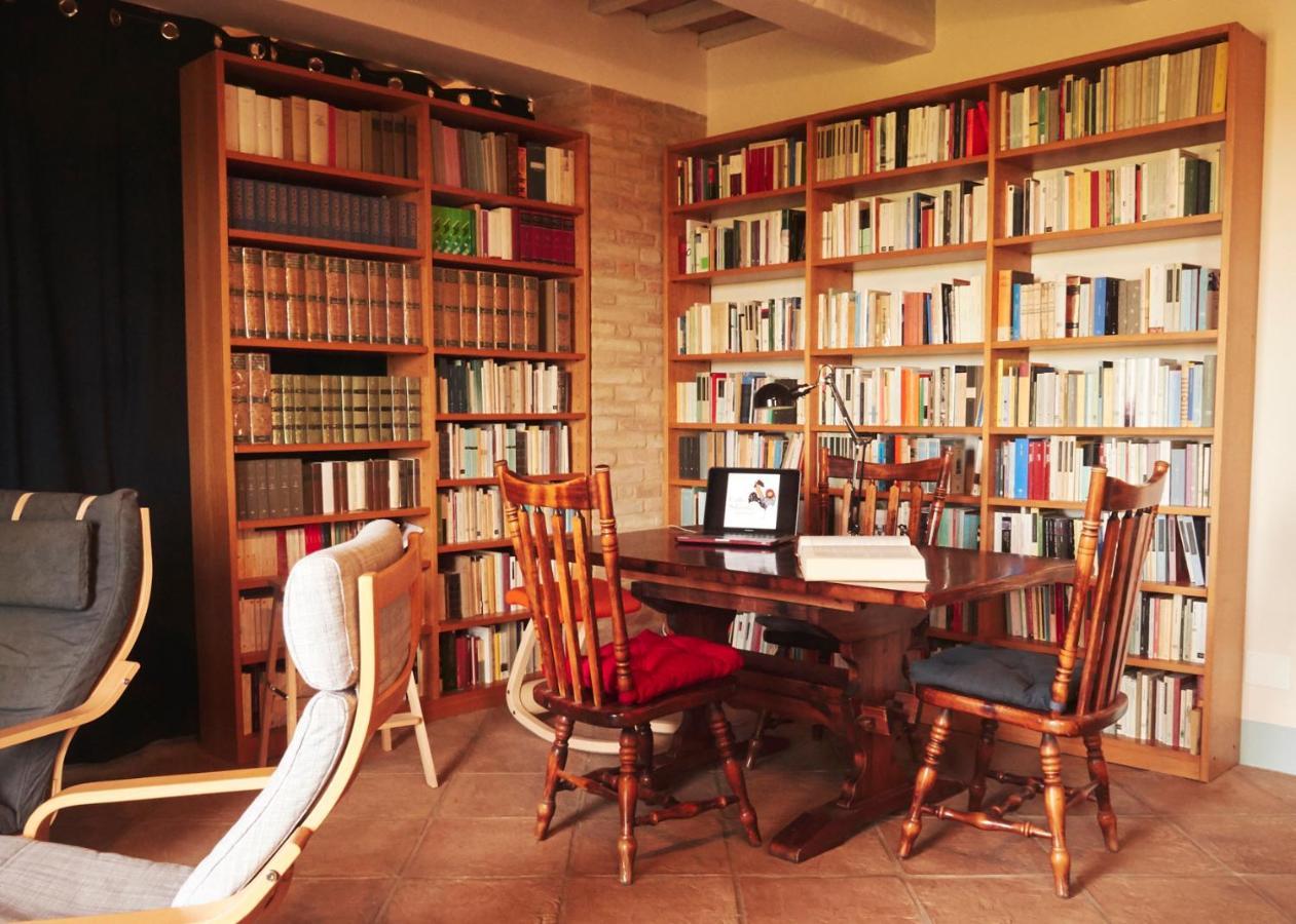 Il Gallo Silvestre - Bed&Books Montecassiano Εξωτερικό φωτογραφία